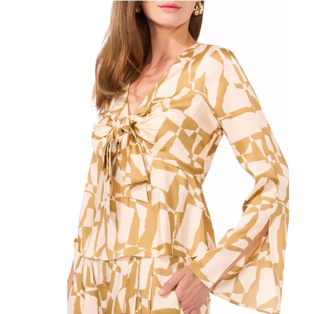 Parker Women's Beige and White Abstract Blouse XXL
